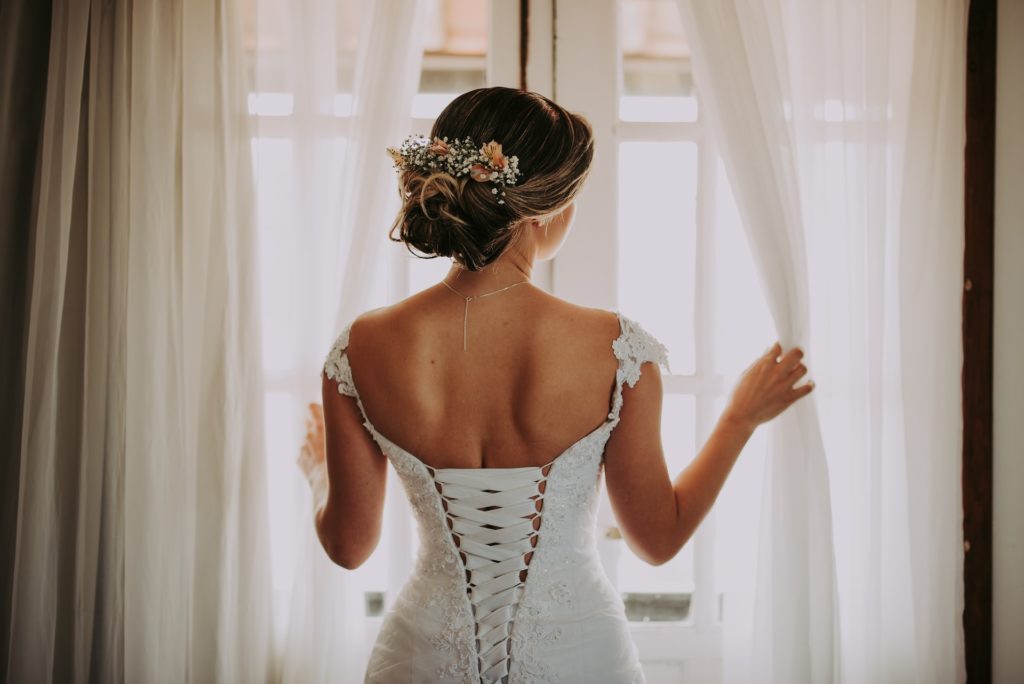 vestiti-da-sposa-che-snelliscono